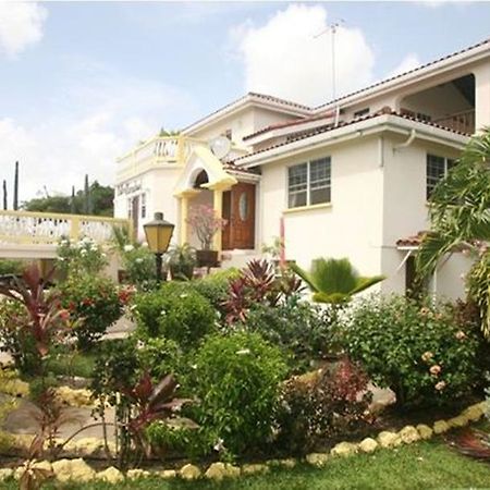 Palm Paradise Guest House And Apartments BARBADOS Exterior foto